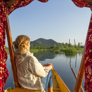 Experience a Shikhara ride in Srinagar